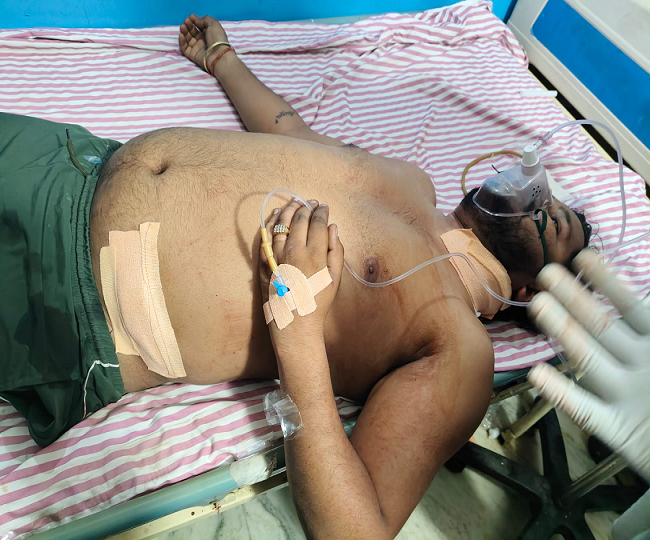 Jamtara jewellery shopkeeper shot 1