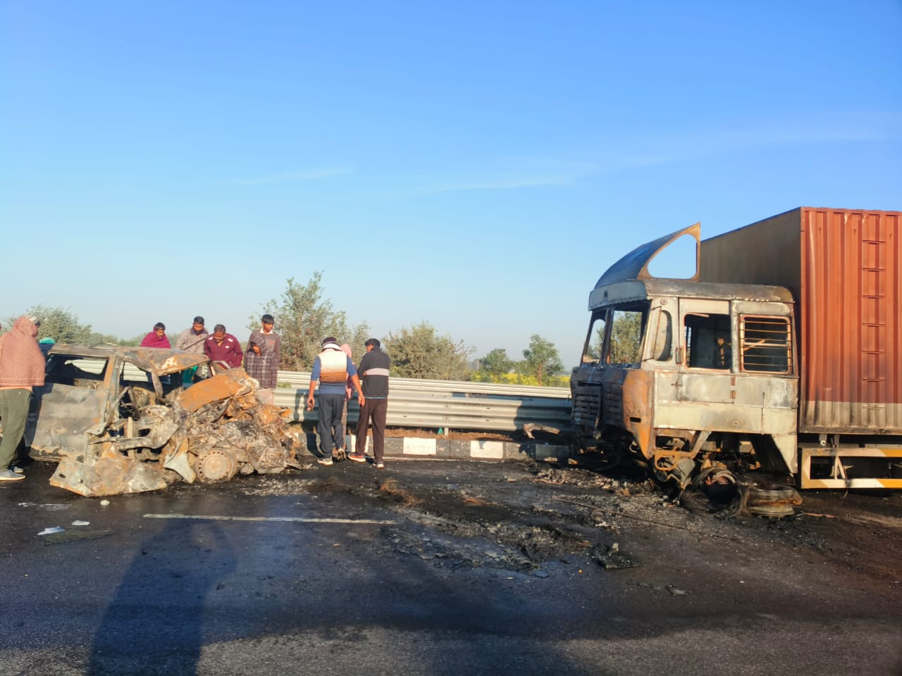 WhatsApp Image 2025-12-25 at 11.24.54