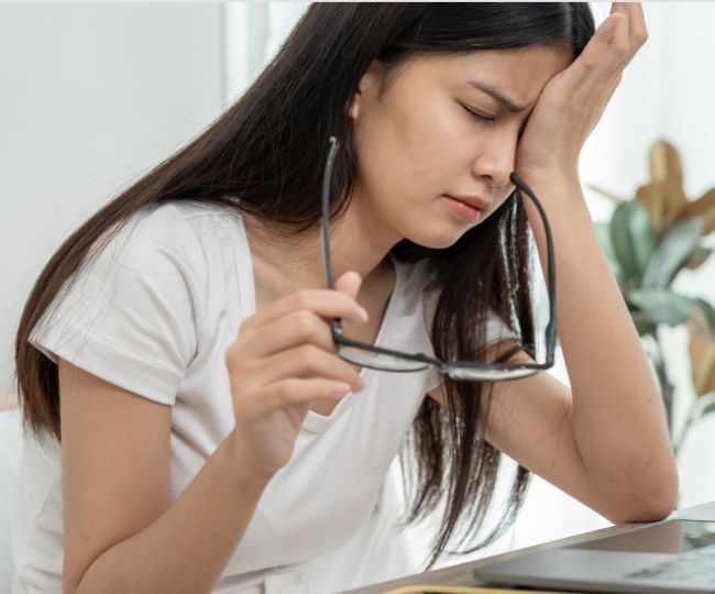 Eye and nose irritation from heating fires