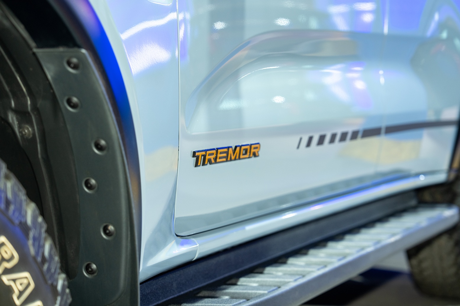 Everest Tremor Exterior (5)