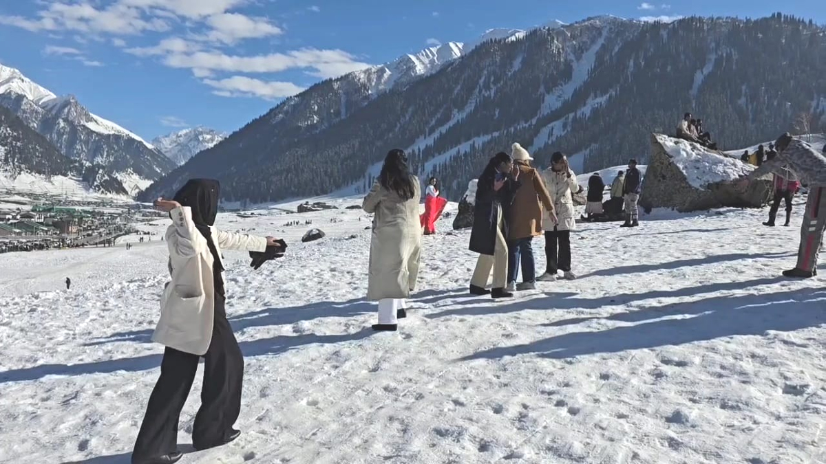 gulmarg tourist snow