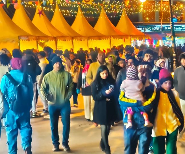 mussoorie mall road (1)