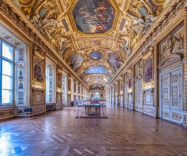 Louvre Museum in paris