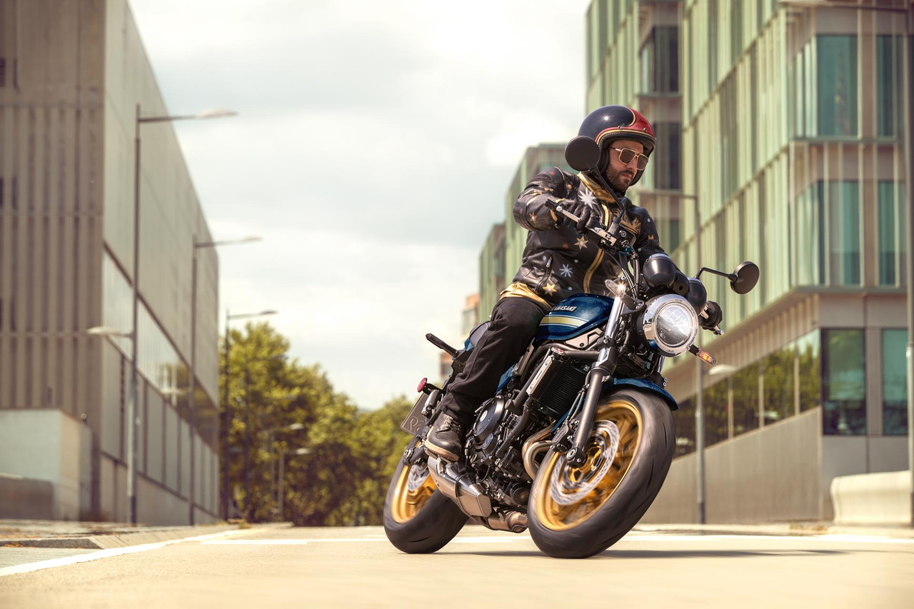 cq5dam.web.1280.1280 (11)