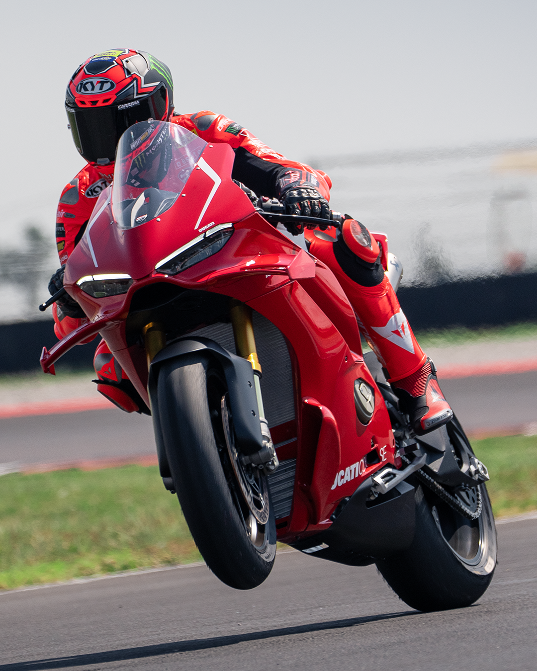 Panigale V4 R (2) 