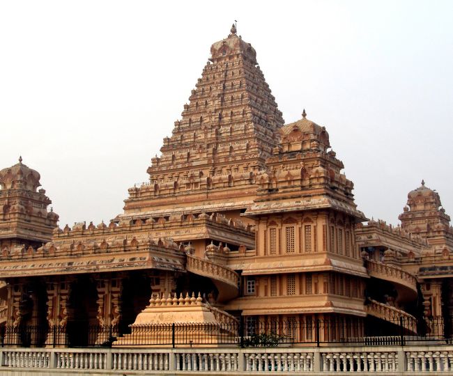 Chhatarpur Temple Delhi