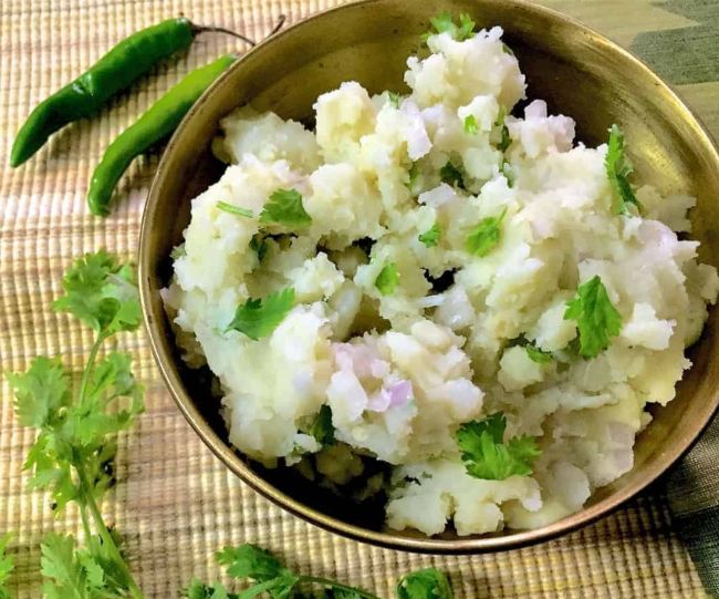 aloo pitika