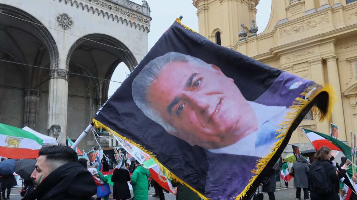 Iran Reza Pahlavi (1)