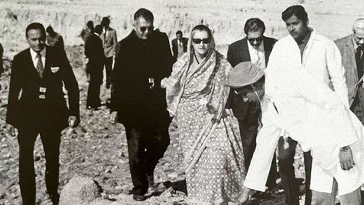 Indira Gandhi (4)