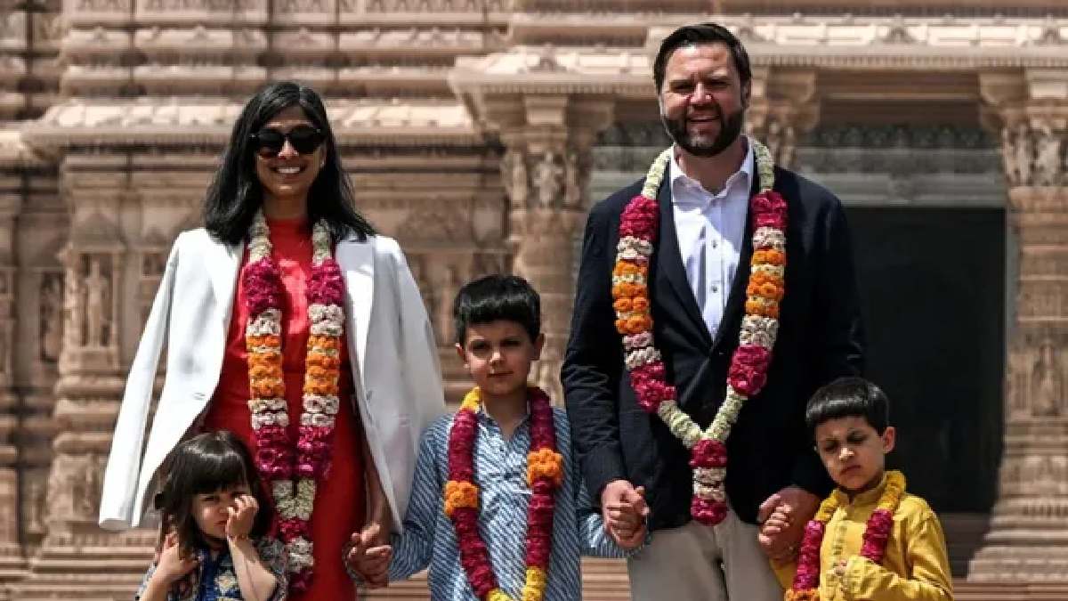 JD Vance and Usha Vance (2)
