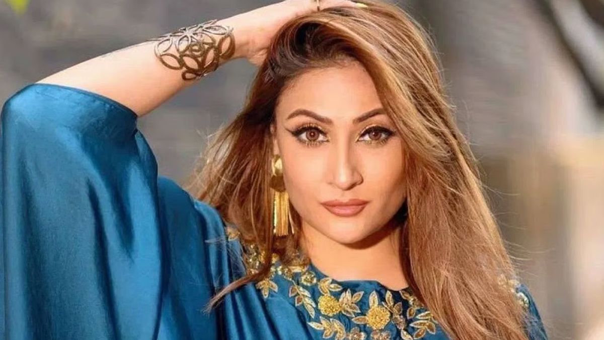 urvashi dholakia (1)