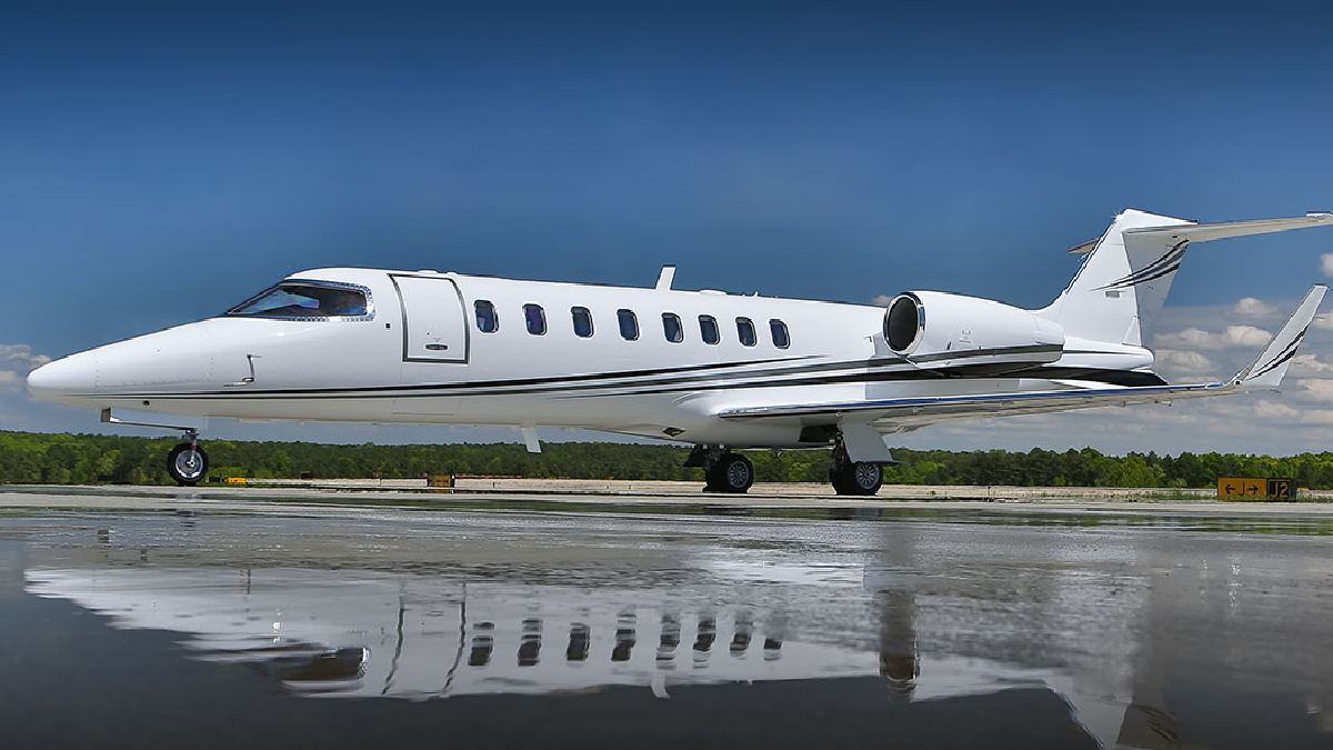 Learjet plane