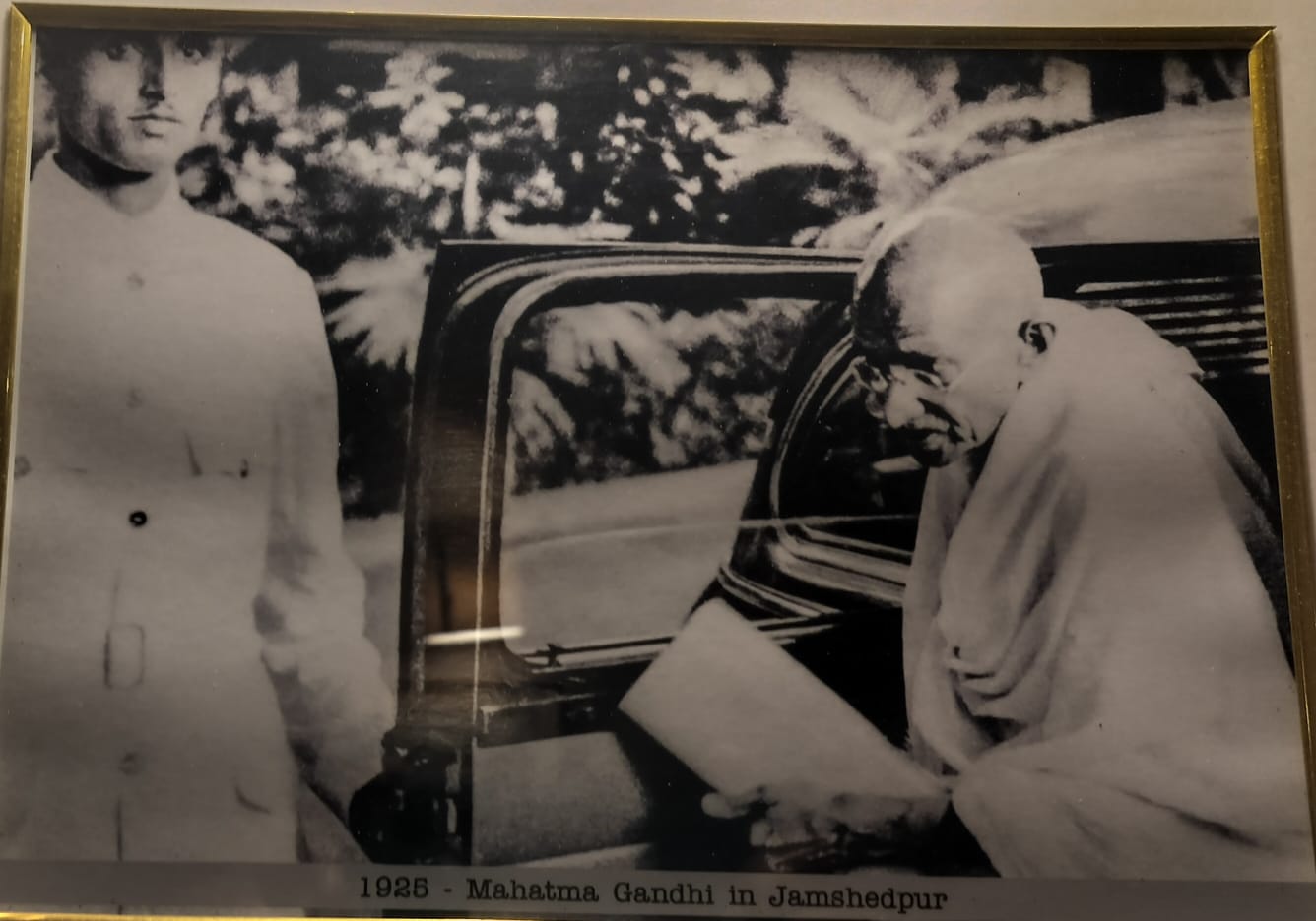 gandhi pic unieted club