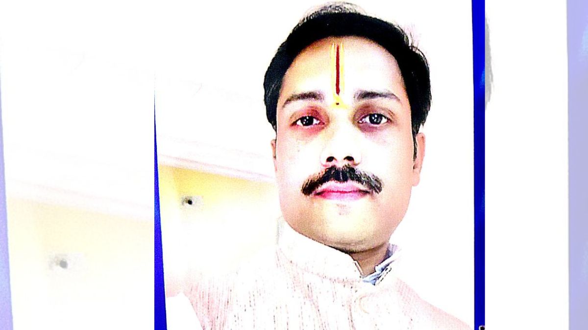 Pandit Abhishek chaturvedi