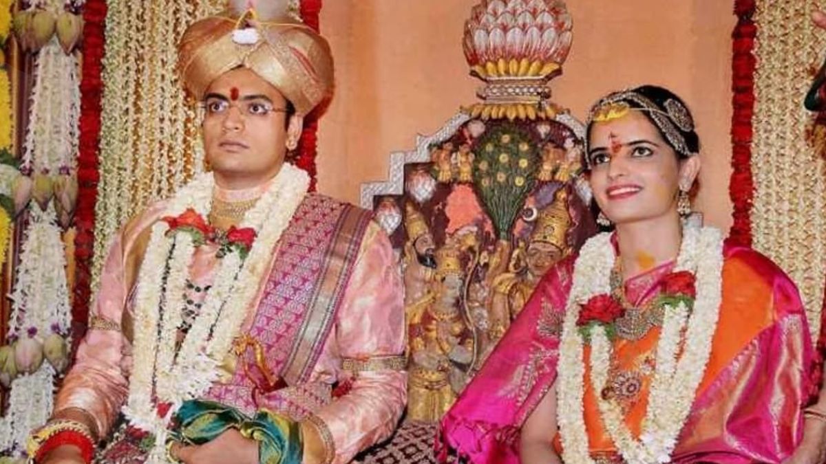 Richest Royal Family in India (5)