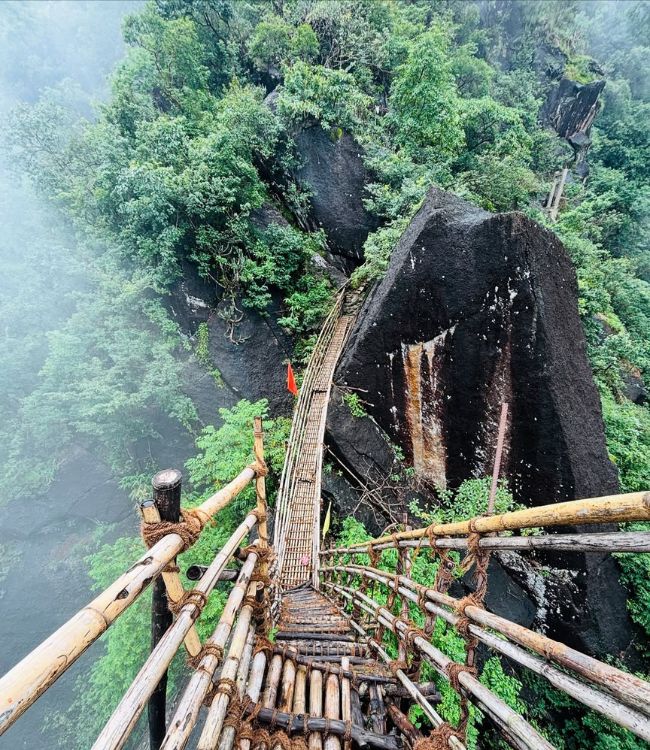 U Mawryngkhang Bamboo Trek (3)