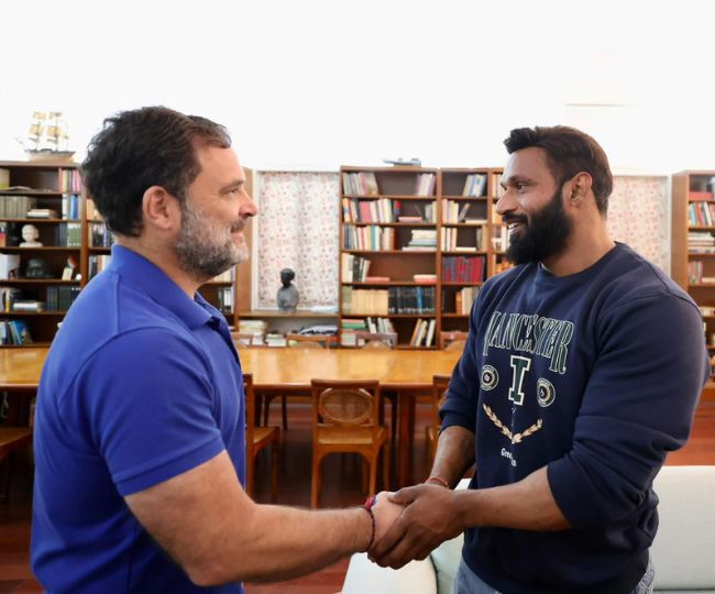 Rahul Gandhi And Deepak Kumar