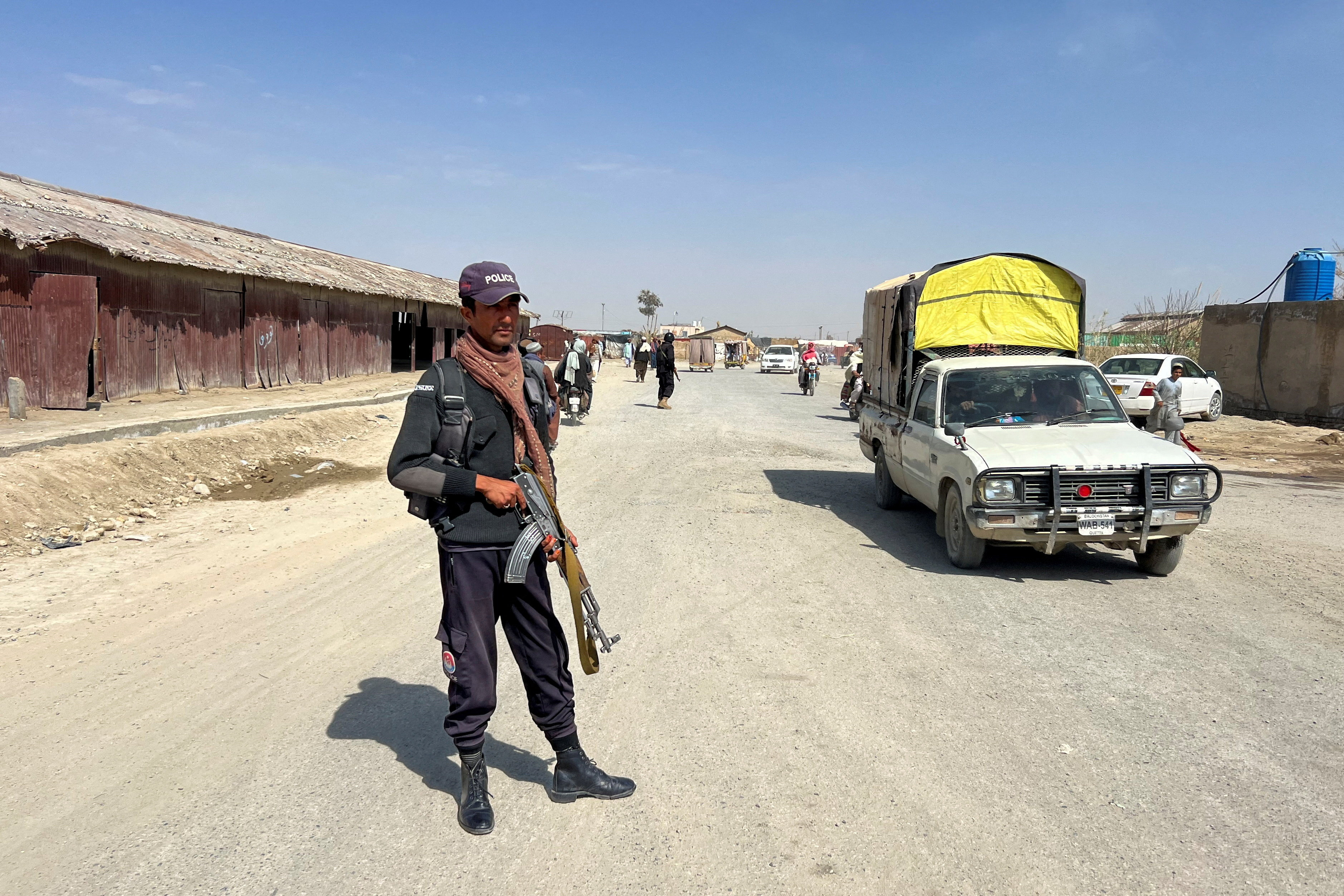 2026-02-27T103222Z_268201131_RC27UJAXHJY4_RTRMADP_3_AFGHANISTAN-PAKISTAN