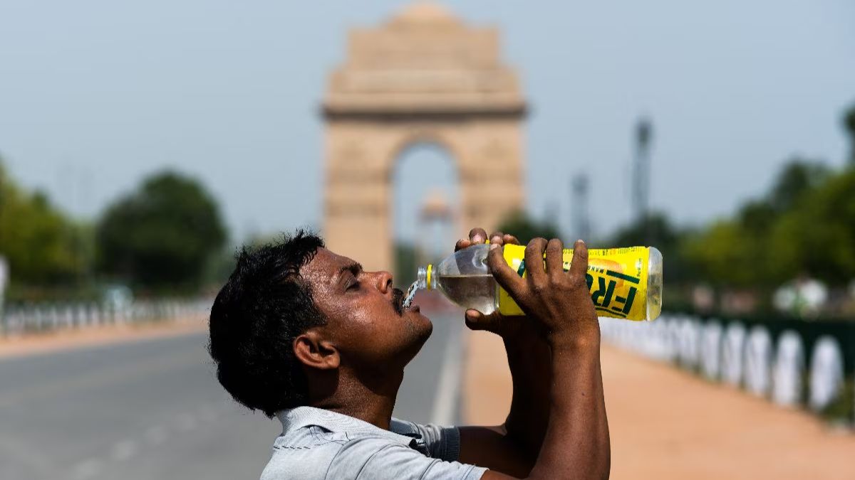 Weather update Today Heat wave in Delhi