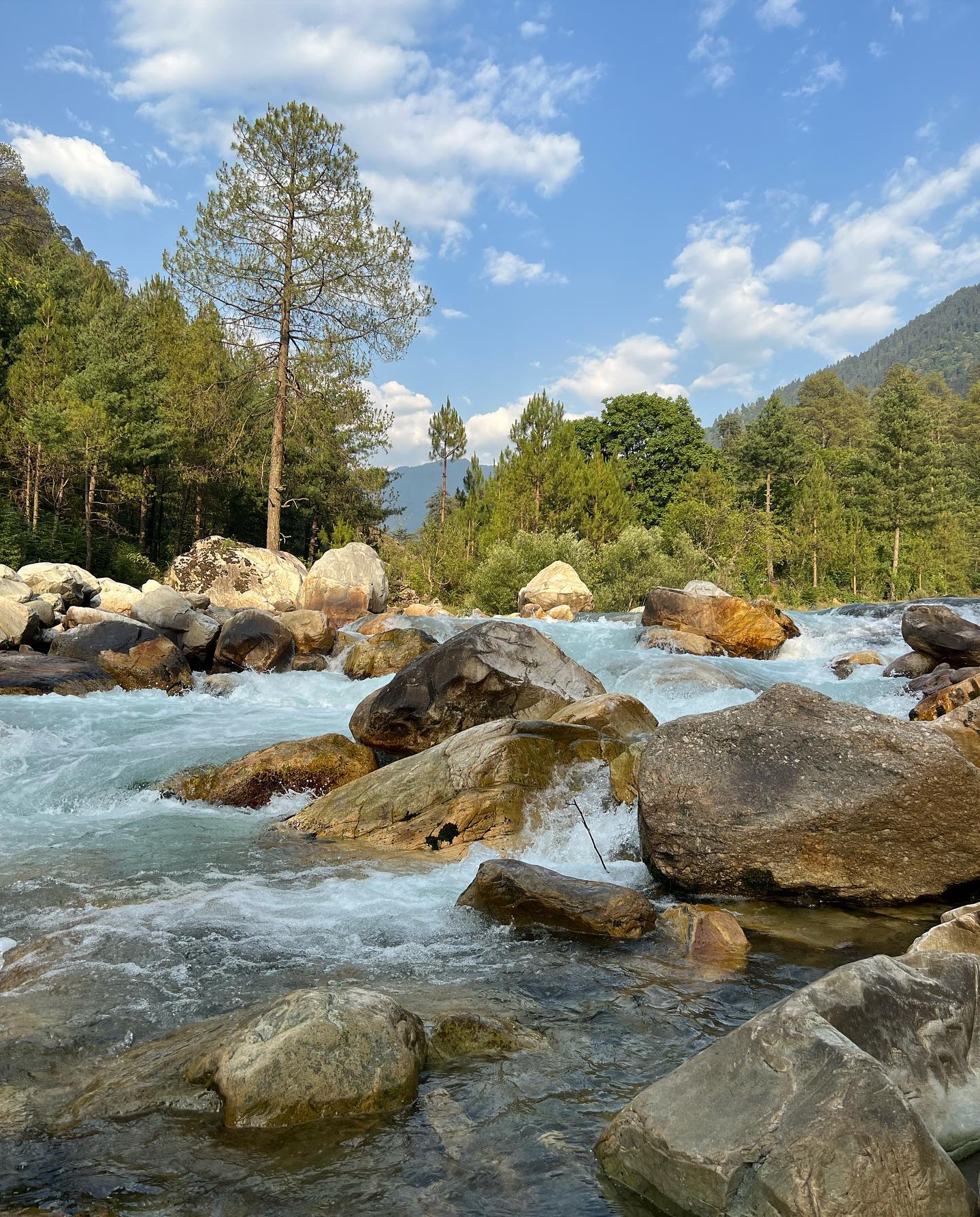 Tirthan valley