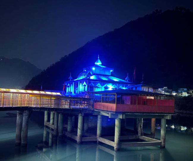 Famous Dhari Devi Temple in Blue colour