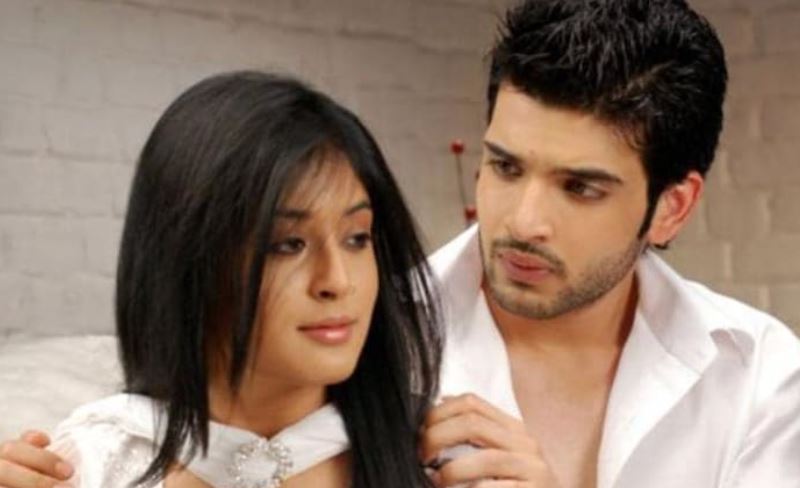 Kritika kamra karan kundrra