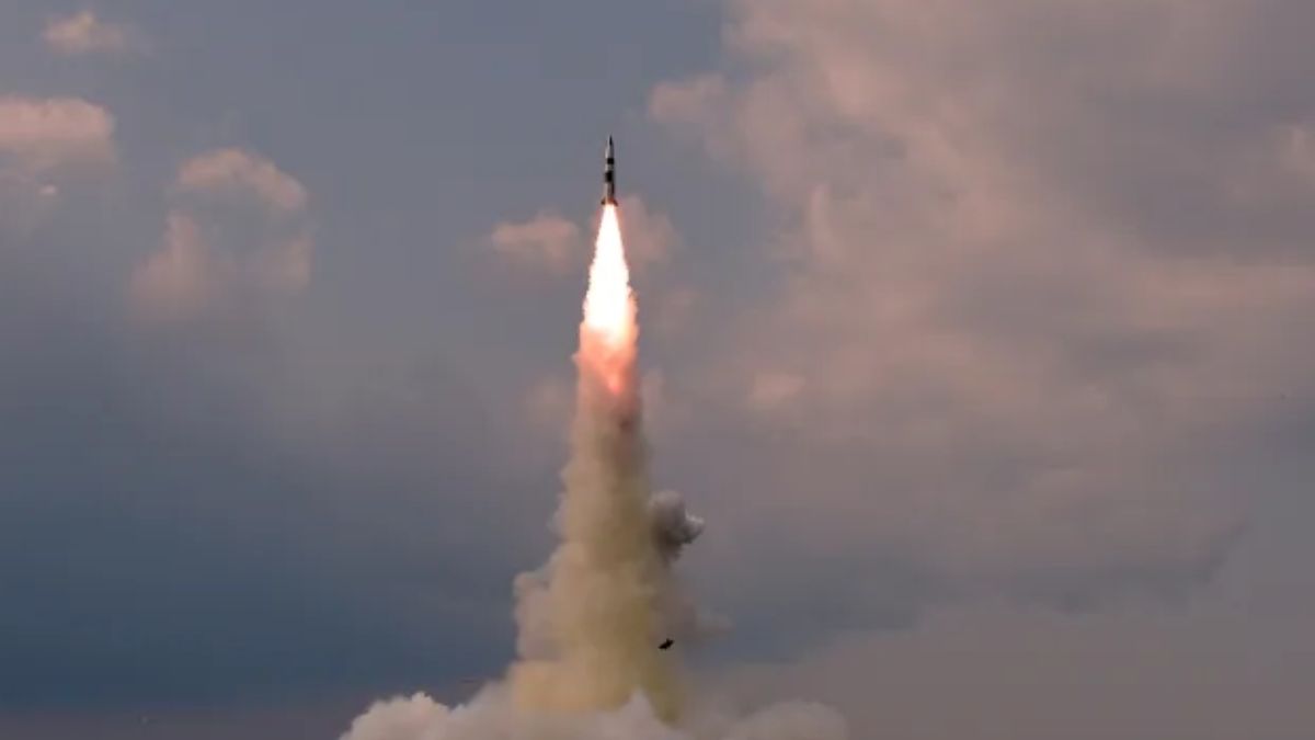 North Korea ballistic missile (2)