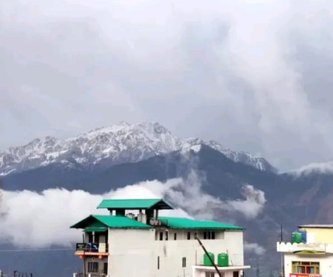 Snowfall In Uttarakhand