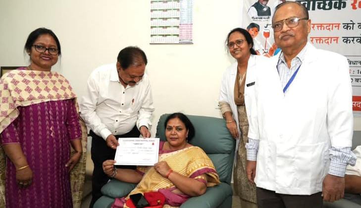 deepika blood donation