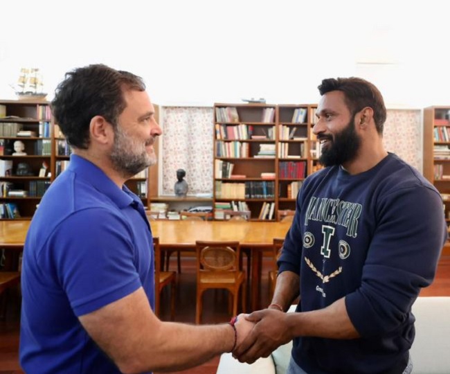 Deepak With Rahul Gandhi