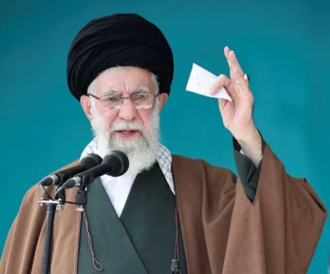 Ali Khamenei (1)