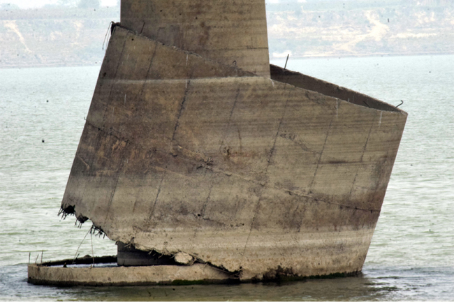 Vikramshila Setu Pillars Damaged5