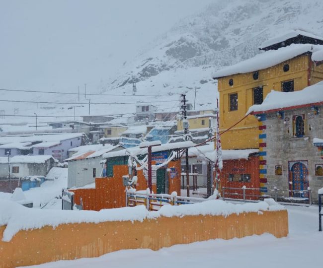 snow in Badrinath