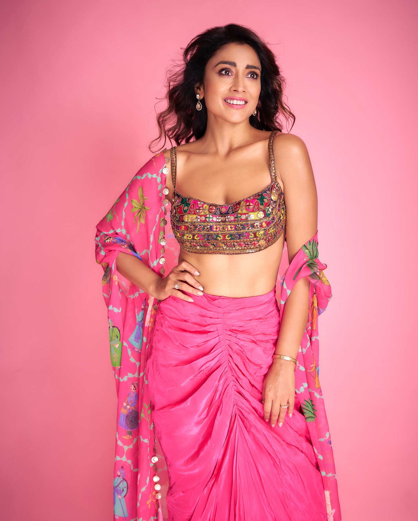 shriya_saran1109_1729869630_3486721631513477302_1664782476