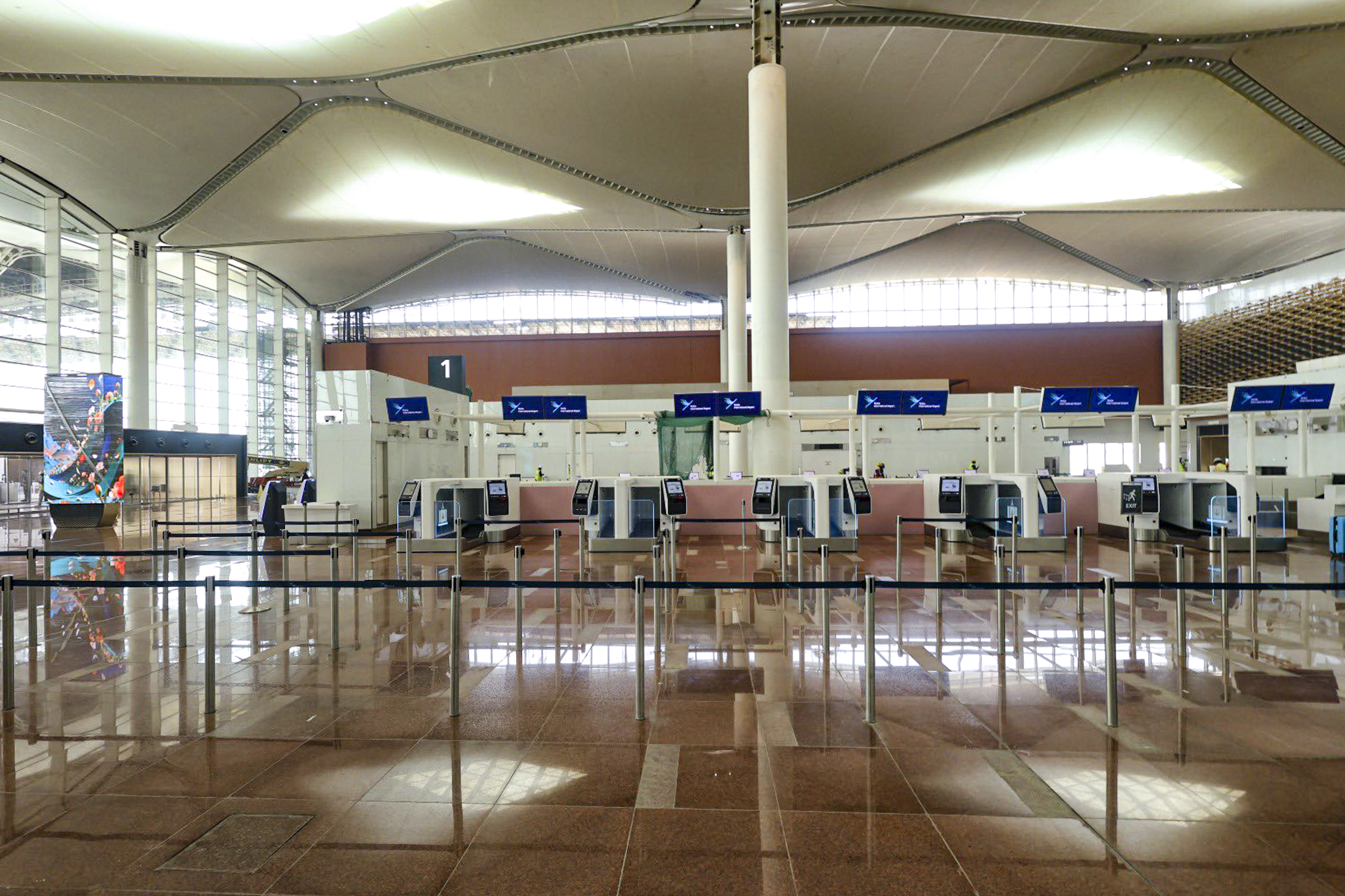 noidaAirport7