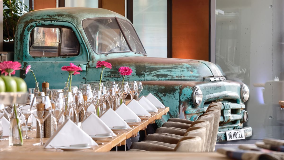 Germany V8 Hotel (2)