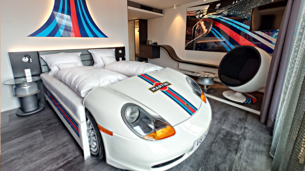 Germany V8 Hotel (3)