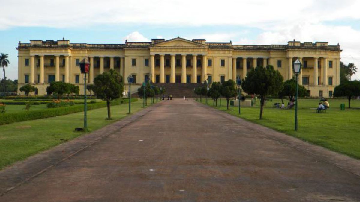 Hazardauri Palace