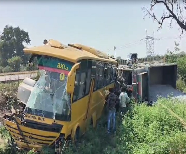 Wedding Bus Crushed in Highway Accident Near Kanpur Wedding Bus Crushed in Highway Accident Near Kanpur 1