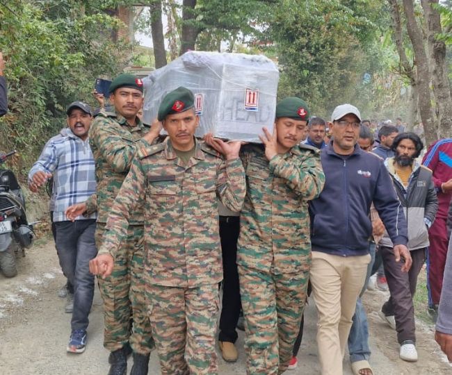 martyr vikas dead body