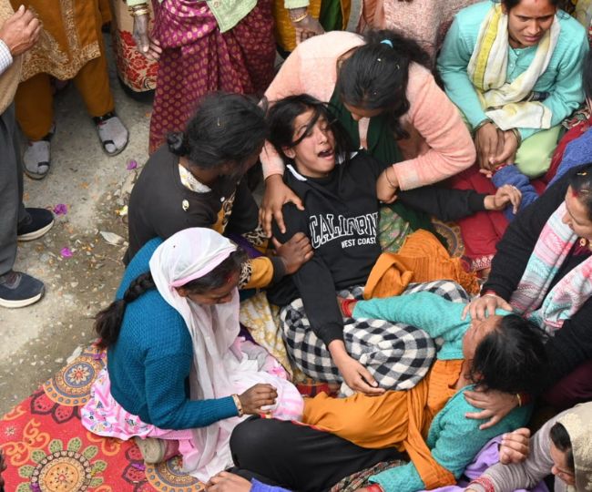 martyr vikas family