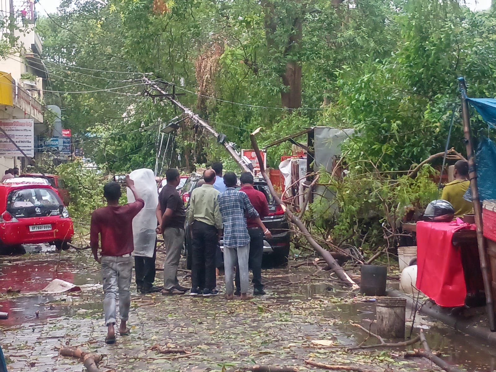 Kanpur storm news WhatsApp Image 2026-04-04 at 17.28.26