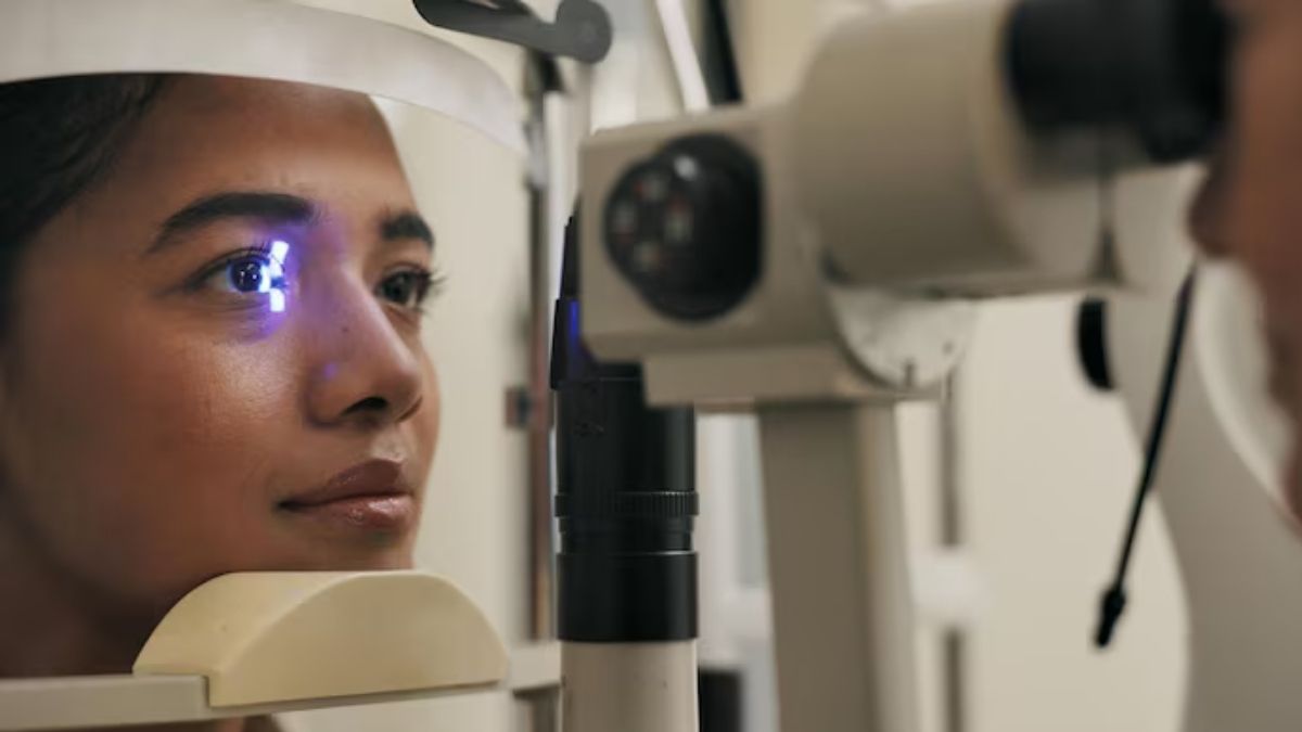 Eye check up (1)
