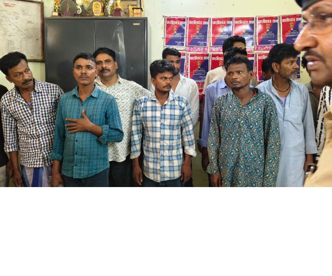forbesganj red light area police busts flesh trade racket9