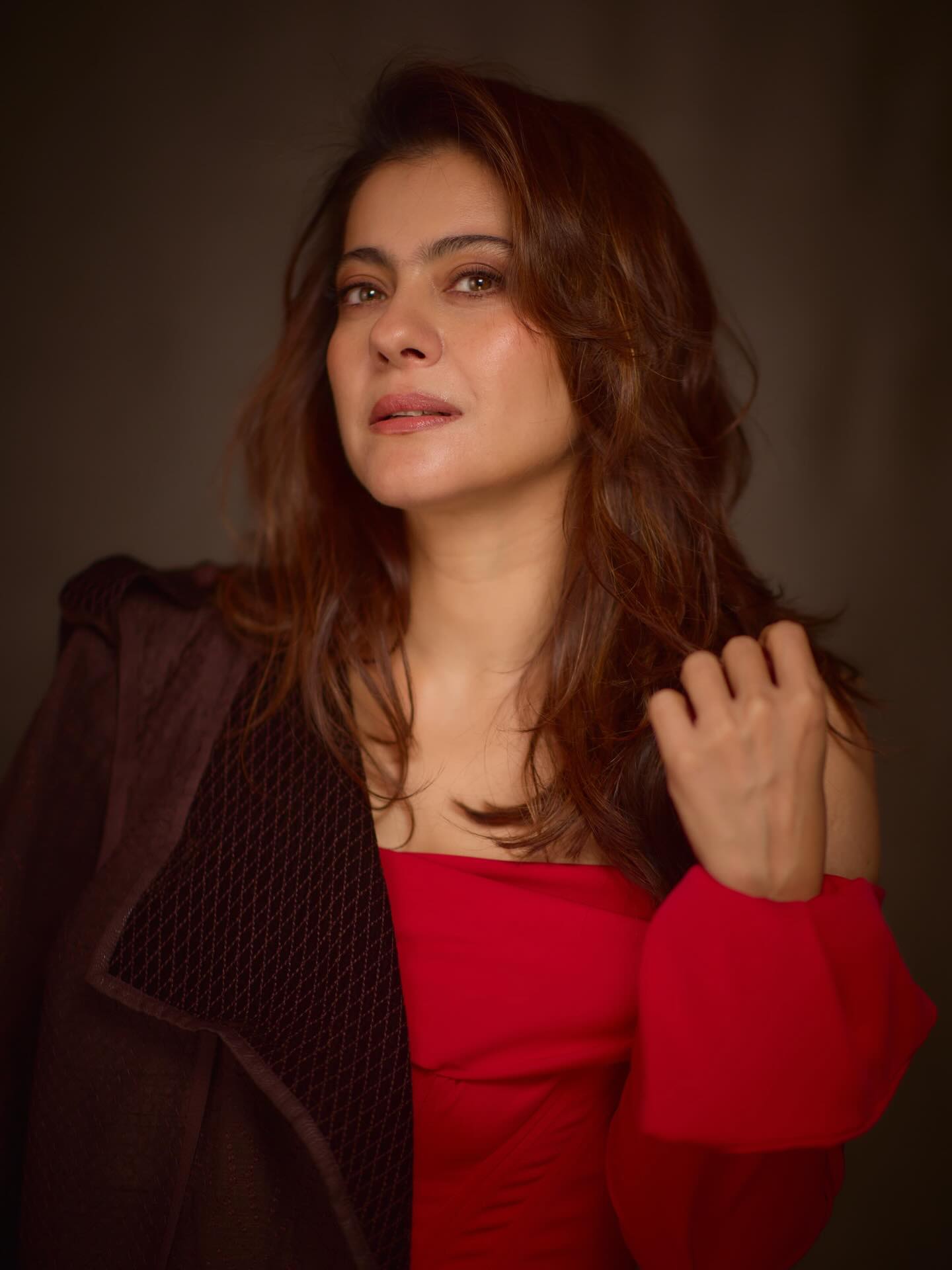 kajol_1775652232_3870773573778043402_2994654426