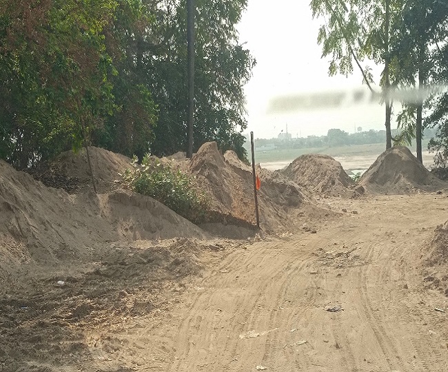sand dump in Prayagraj