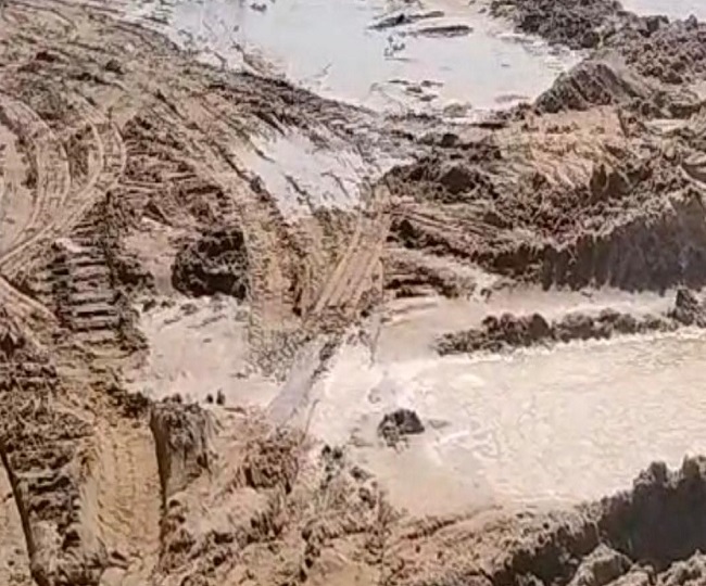 Illegal Sand Mining in Yamuna