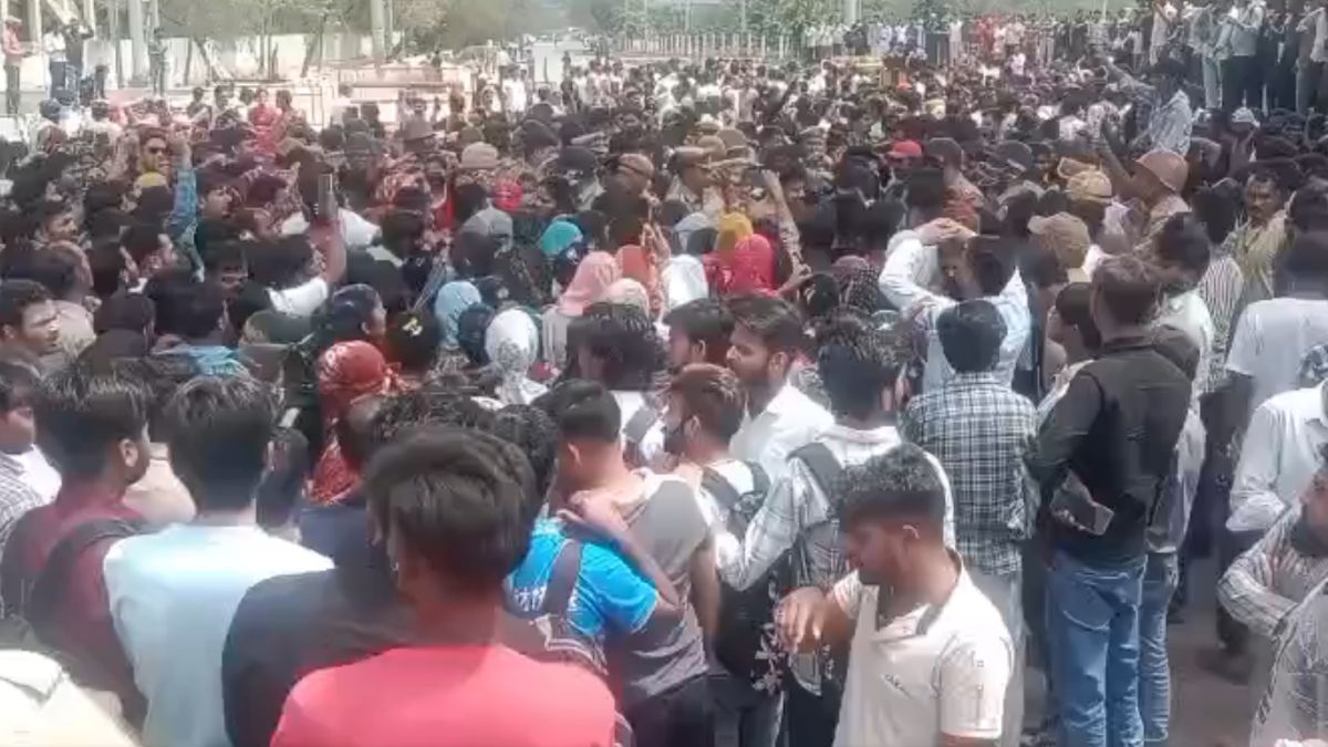 Noida Khabar (12)