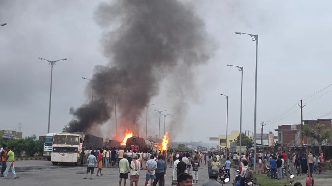 Giridih Truck Fire
