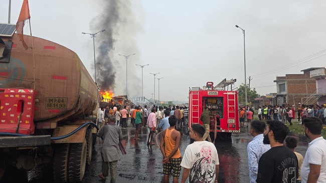 Giridih Truck Fire
